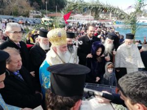 farmakis-aigio2