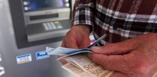 Συντάξεις: Αλλαγές στις ημερομηνίες – Πότε θα πληρωθούν τον Απρίλιο lefta-atm