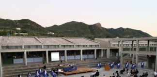 Αρσάκειο λύκειο Πατρών: Μια διαφορετική αποφοίτηση arsakio-apofitisi