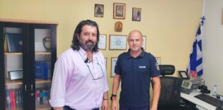 Ο Λάμπης Παπαδόπουλος επισκέφτηκε τον Διοικητή του Αστυνομικού Τμήματος Αιγιαλείας