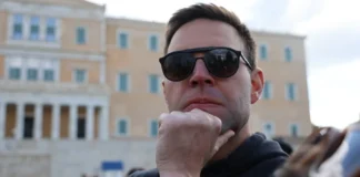 Κασσελάκης: «Ο Λαζαρίδης χρωστάει 235.000 ευρώ στο Δημόσιο – Ιδού ο πίνακας»