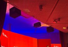 Η μόνη πραγματική εναλλακτική: Γιατί οι Δημοκράτες ΠΚ του Κασσελάκη ξεχωρίζουν από τον θίασο της αντιπολίτευσης