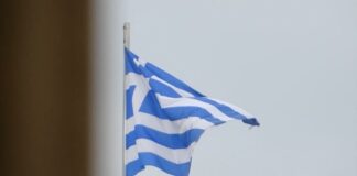 Όταν το χρέος γίνεται μόνιμος συγκάτοικος – Και η βιομηχανία παραμένει όνειρο