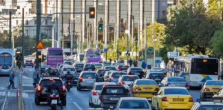 Τέλη κυκλοφορίας: Χωρίς αλλαγές το 2027 – Αλλά το πρόβλημα του γηρασμένου στόλου παραμένει