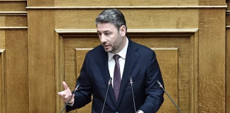 «Το στοίχημα της κυβέρνησης είναι να ελέγχει τη διαφθορά» – Ο Ανδρουλάκης εξαπέλυσε επίθεση για τον νέο Κώδικα Αυτοδιοίκησης