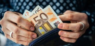 Μισθοί έως 1.100 ευρώ και 400.000 ωφελούμενοι – Τα πρώτα αποτελέσματα της Εθνικής Κοινωνικής Συμφωνίας