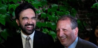 Νίκες-έκπληξη στη Νέα Υόρκη – Ο δήμαρχος Μαμντάνι αναδεικνύεται σε εθνικό παράγοντα