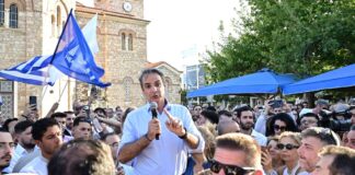 Ο Μητσοτάκης ξαναθυμήθηκε τον γκρεμό – και τη «σιωπηλή μειοψηφία»