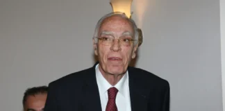 Έφυγε από την ζωή, ο ιστορικός ηγέτης της Ένωσης Κεντρώων Βασίλης Λεβέντης
