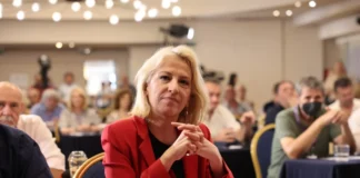 Δούρου: «Ο ΣΥΡΙΖΑ σε οριακό σημείο – Είναι στο χέρι μας να ανατάξουμε το κόμμα» (Βίντεο)