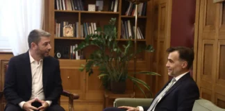 Στο ΠΑΣΟΚ ο Μιχάλης Χουρδάκης – Ανδρουλάκης: «Ενώνουμε δυνάμεις για την πολιτική αλλαγή»