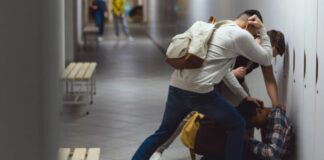 Πύργος: Άγριος ξυλοδαρμός 21χρονου σε εστιατόριο – Νοσηλεύεται με σοβαρά τραύματα