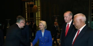 Η Άγκυρα επιμένει στις Βρυξέλλες