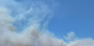 Βοιωτία: Η πύρινη λαίλαπα του Αγίου Βασιλείου απειλεί Πόρτο Γερμενό – Εικόνες οργής και απόγνωσης