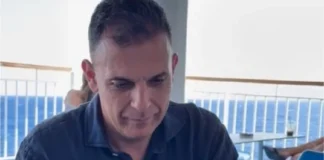 Καραμέρος: «Σαλπάρει» για την ΕΛΑΣ – Με βίντεο από πλοίο ανακοίνωσε την εγγραφή του στο κόμμα Τσίπρα