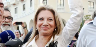 «Εθνική προδοσία» η μη άσκηση βέτο στο ΝΑΤΟ – η καυστική απάντηση Καρυστιανού στον Μητσοτάκη