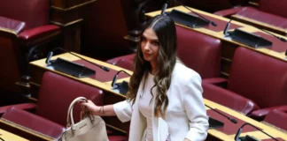 Μετά Χουρδάκη και η Κοροβέση; – Το ΠΑΣΟΚ μαζεύει τα κομμάτια ή ο Κασσελάκης ξαναχτίζει;