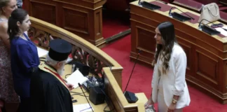 Η Κοροβέση ορκίστηκε και αποχώρησε από τον ΣΥΡΙΖΑ