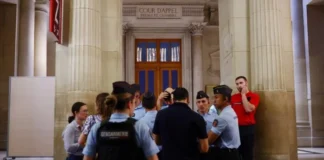 Η ετυμηγορία που περιμένει η Γαλλία – το μέλλον της Λεπέν στα χέρια του δικαστηρίου