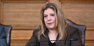 Συρεγγέλα: Το ΠΑΣΟΚ “πατάει” στο λαϊκό αίσθημα – Ανεδαφικές υποσχέσεις χωρίς κοστολόγηση
