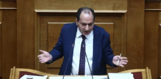 Η άρνηση που ταράζει τα νερά – Ο Χρήστος Σπίρτζης αρνείται την έδρα