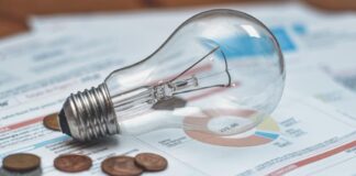 Ενέργεια: Εκτοξεύτηκαν οι τιμές του ρεύματος – Καύσωνας και αέριο “φουντώνουν” τους λογαριασμούς