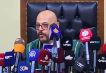 Ο δικαστής που ήταν με το ένα πόδι στο εκτελεστικό απόσπασμα και έστειλε τον Άσαντ στην ίδια μοίρα