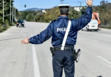 Αυξημένα μέτρα τροχαίας το τριήμερο του Δεκαπενταύγουστου – Απαγορεύσεις για φορτηγά και συστάσεις προς τους οδηγούς