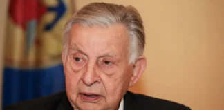 Έφυγε από τη ζωή ο Γιάννης Βαρβιτσιώτης – Το ιστορικό στέλεχος της ΝΔ πέθανε ανήμερα των γενεθλίων του