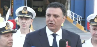 «Τα νησιά μας είναι συγκριτικό πλεονέκτημα» – Ο Κικίλιας από τον Πειραιά για την τουριστική κίνηση και τον ρόλο του Λιμενικού