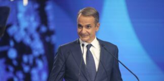 Με 2,2 δισ. παροχές και ορίζοντα τρίτης τετραετίας ο Μητσοτάκης στη ΔΕΘ – Η «Συμφωνία Προόδου» και το στοίχημα των εκλογών