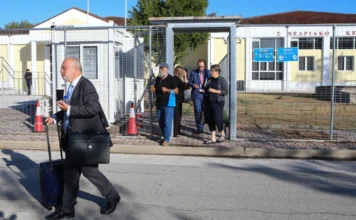 Η δίκη των Τεμπών μπαίνει στην κρίσιμη φάση: Οκτώ μάρτυρες, τρία «καυτά» αιτήματα και το ερώτημα των πολιτικών ευθυνών