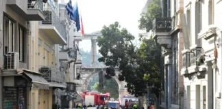 Έκρηξη στην Πλάκα: ποιος πληρώνει τις ζημιές στα αυτοκίνητα