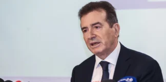 Χρυσοχοΐδης: «Μάγος πρέπει να είσαι για να λύσεις το θέμα του Κηφισού» – Επιδημία οι τηλεφωνικές απάτες, η ΕΛ.ΑΣ. αλλάζει σελίδα με τον «ΚΟΜΒΟ»