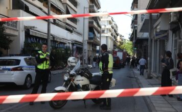 Κολωνός: Έκρηξη σε πολυκατοικία τραυμάτισε δύο αστυνομικούς και δύο πολίτες