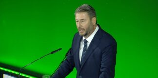 Ανδρουλάκης: Πρόταση νόμου για ιδιωτικό χρέος και στήριξη μικρομεσαίων — Τι περιλαμβάνει