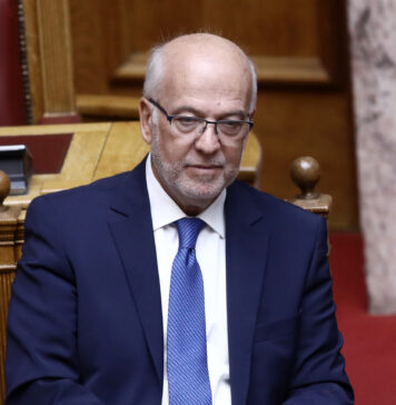 Φλωρίδης: «Πολιτικά καθαρή» η δήλωση Μητσοτάκη για το 25% — Στέλνει μήνυμα στο εσωτερικό της ΝΔ