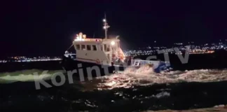 Δύο ώρες στα μανιασμένα κύματα: Το θρίλερ του ακυβέρνητου ιστιοφόρου στην Κόρινθο