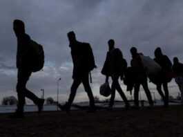 Κρήτη: 78 μετανάστες στην Ιεράπετρα σε δύο περιστατικά — Νέα άφιξη 72 ατόμων το πρωί της Πέμπτης