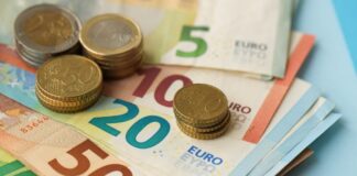 Από 1η Νοεμβρίου: Τέλος στο «μισθό ανάλογα με τα προσόντα» — Τι αλλάζει σε αγγελίες και συνεντεύξεις