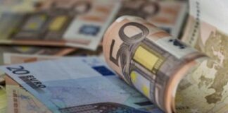 Τα χρέη προς την εφορία «έσπασαν» τα 114 δισ. ευρώ – Αλλά μόλις 5,3 δισ. βρίσκονται σε ρύθμιση
